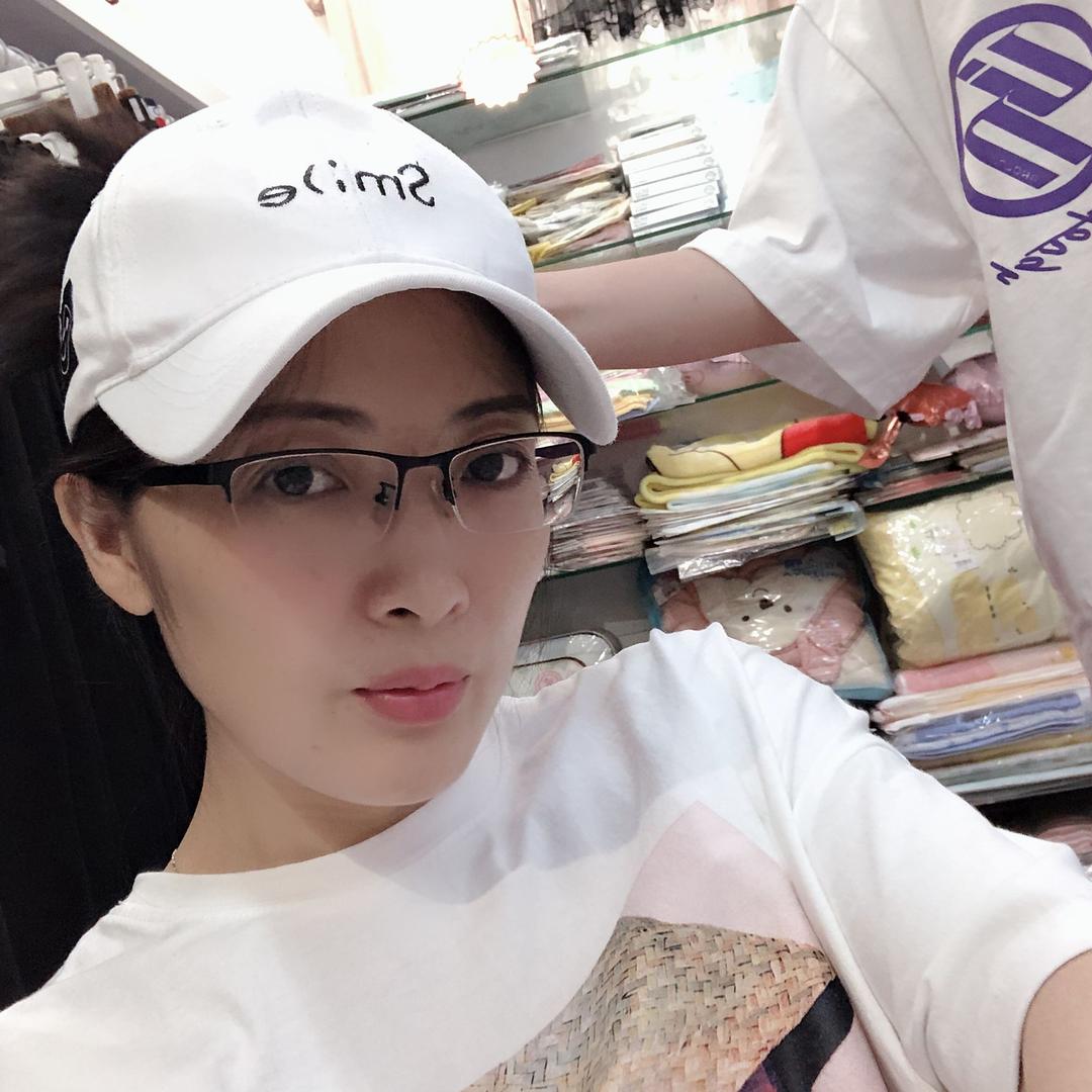 阿兰童装