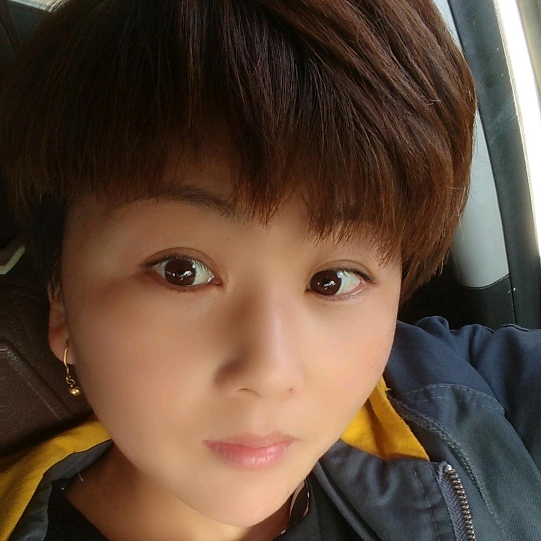 ╭(╯幸福的小猪╰)╮~~☆