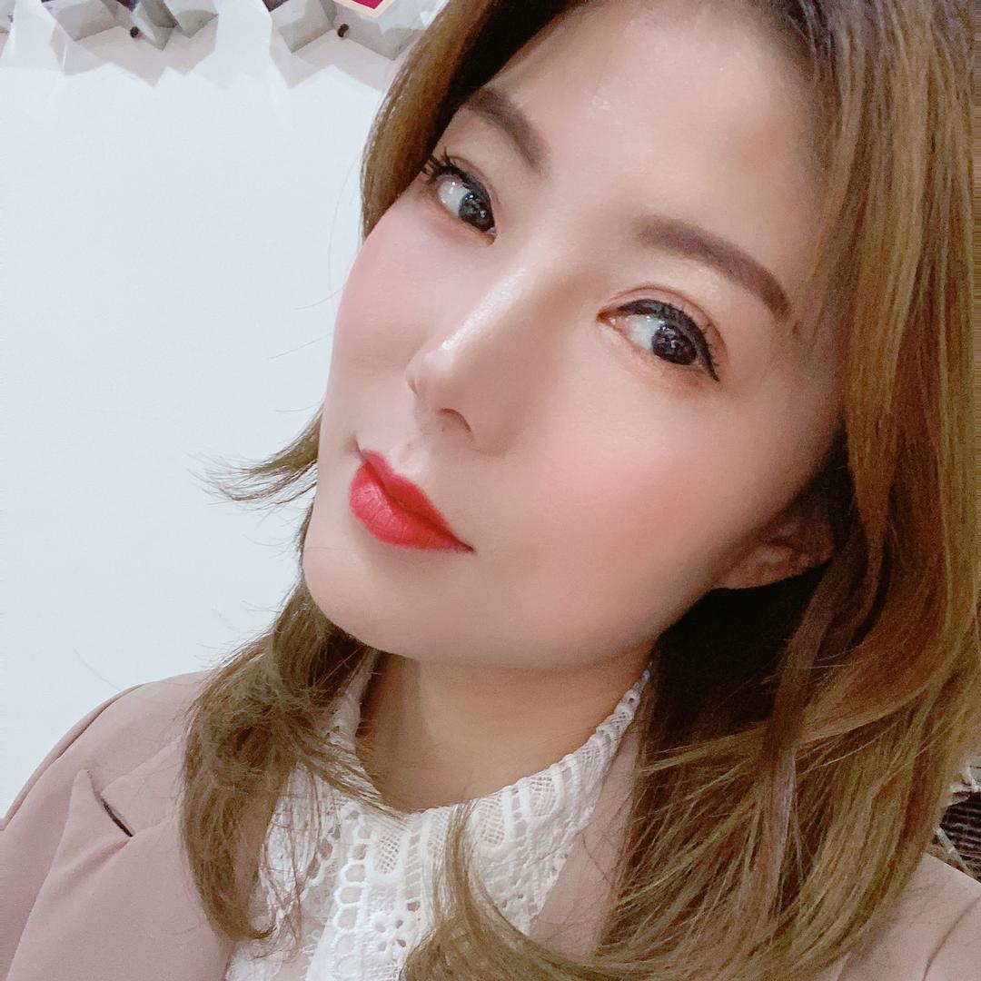 杨小姐线下体验店一店
