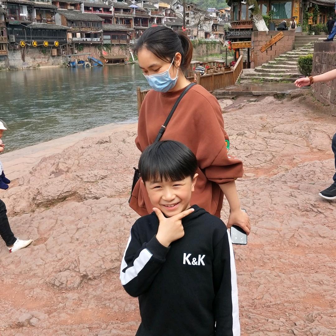 猛锅鸭铺～小杰子