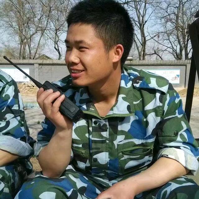 兵哥锁行