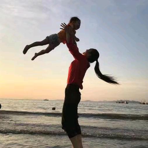 丹丹姐《副食批发》