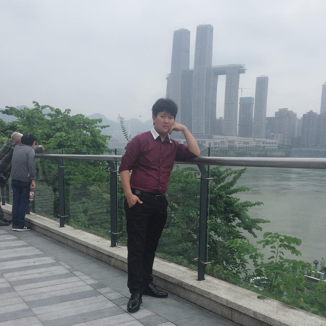 做火锅的胡二哥