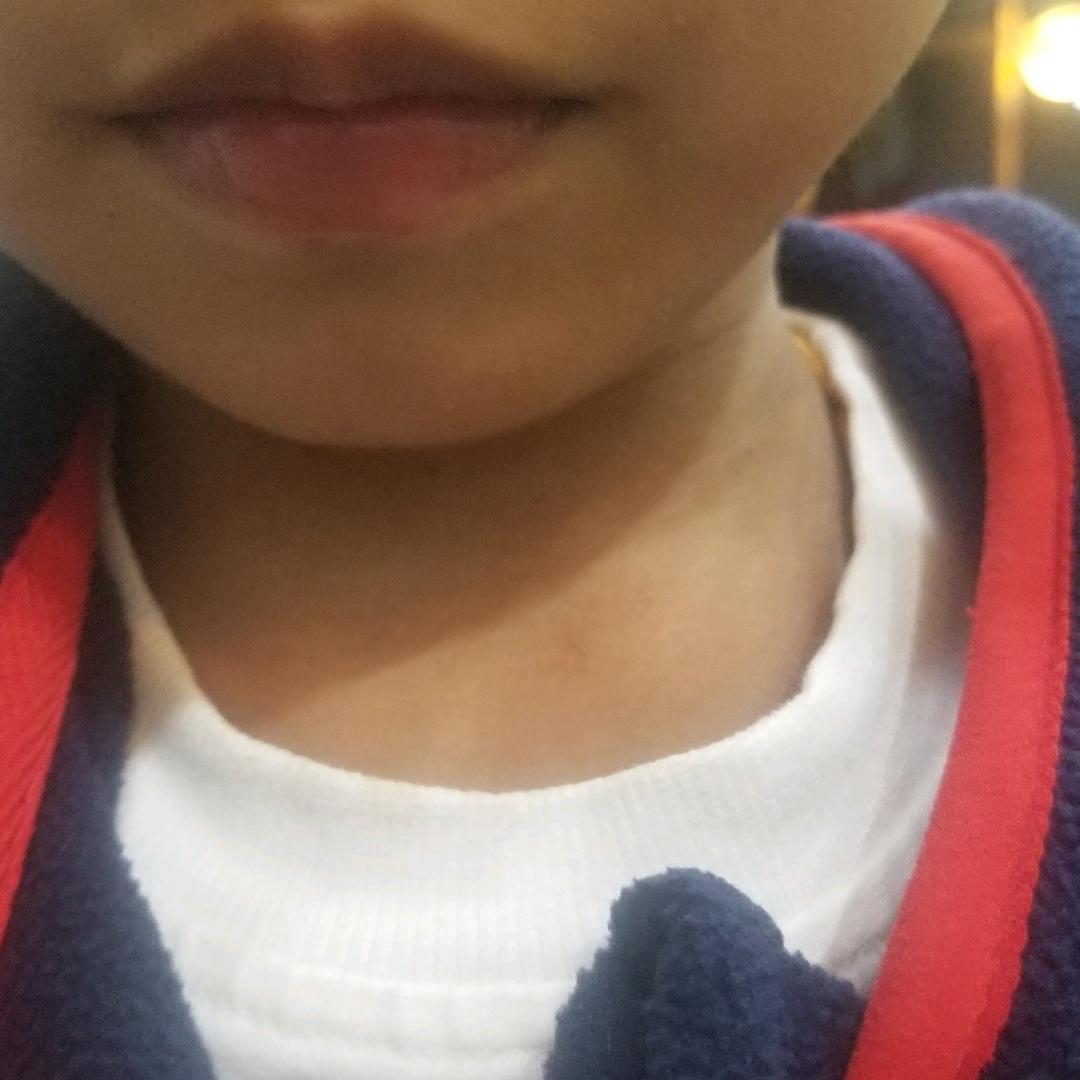 赤脚踢铁板