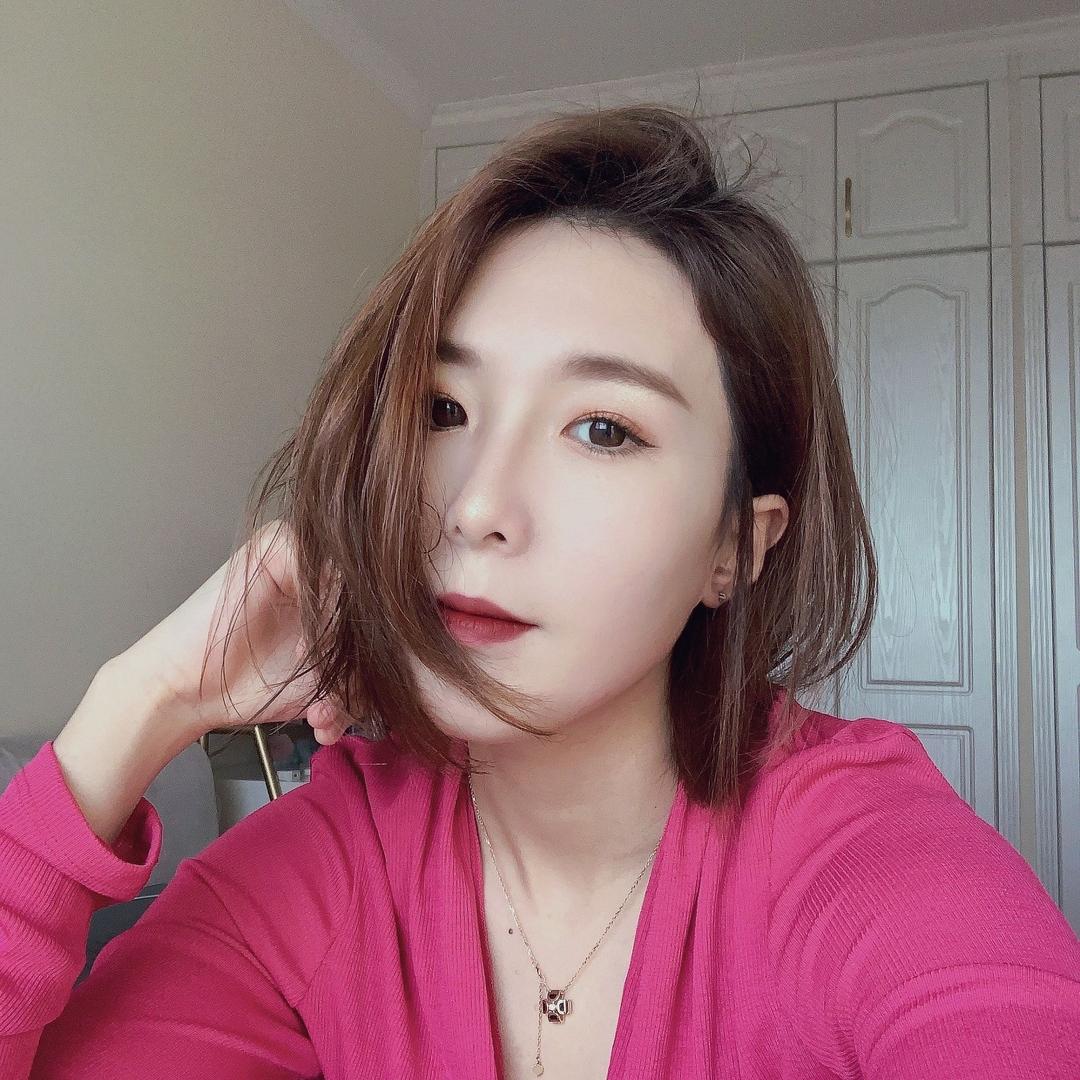 WaNg 蕾