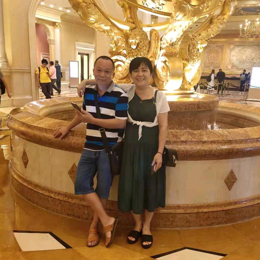成哥烧腊快餐分店
