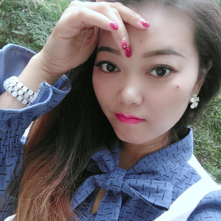 大眼妹