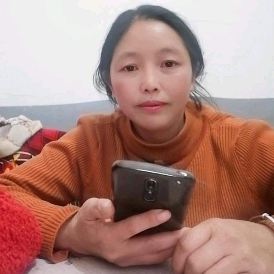 柳绿花红爱山歌