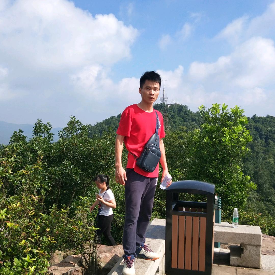 共创塑胶模具设计