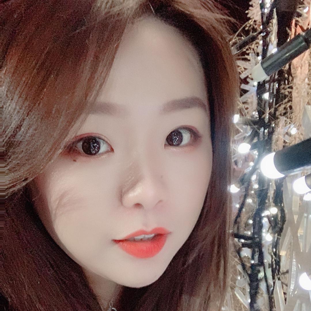 💕吕小沫-Lorina