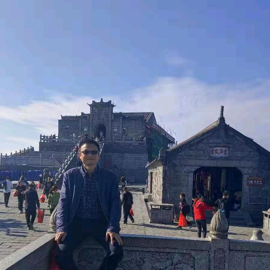 黎骚——专注洁净工程建设