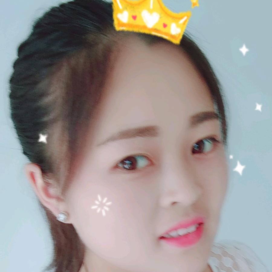 白云区小脚印童装店