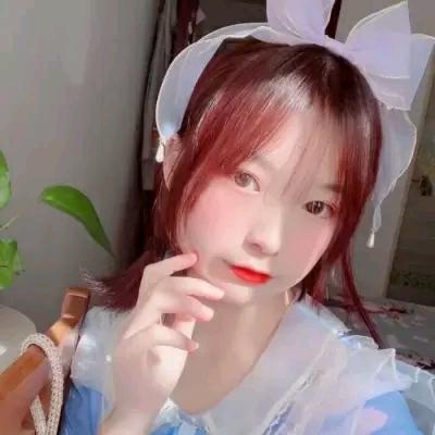 可爱乖乖女