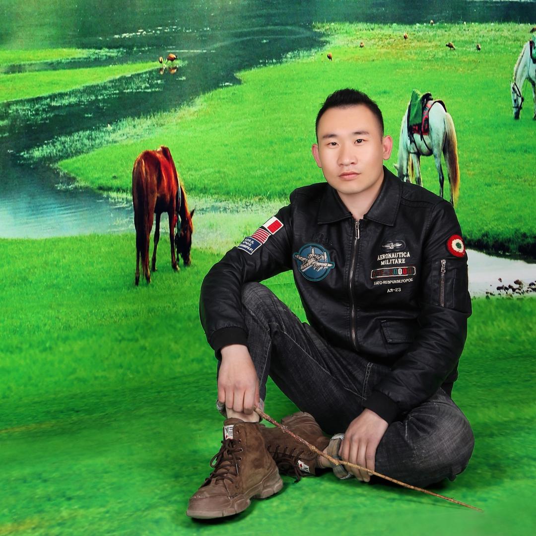 巴图直播上王者🎮