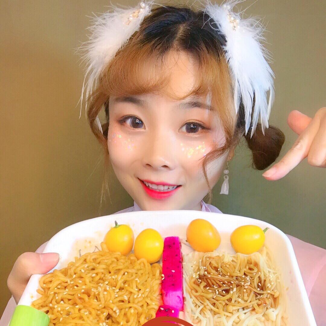 逍遥小吃货💃静儿
