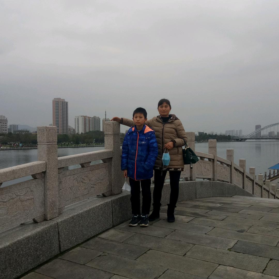 孙泰华