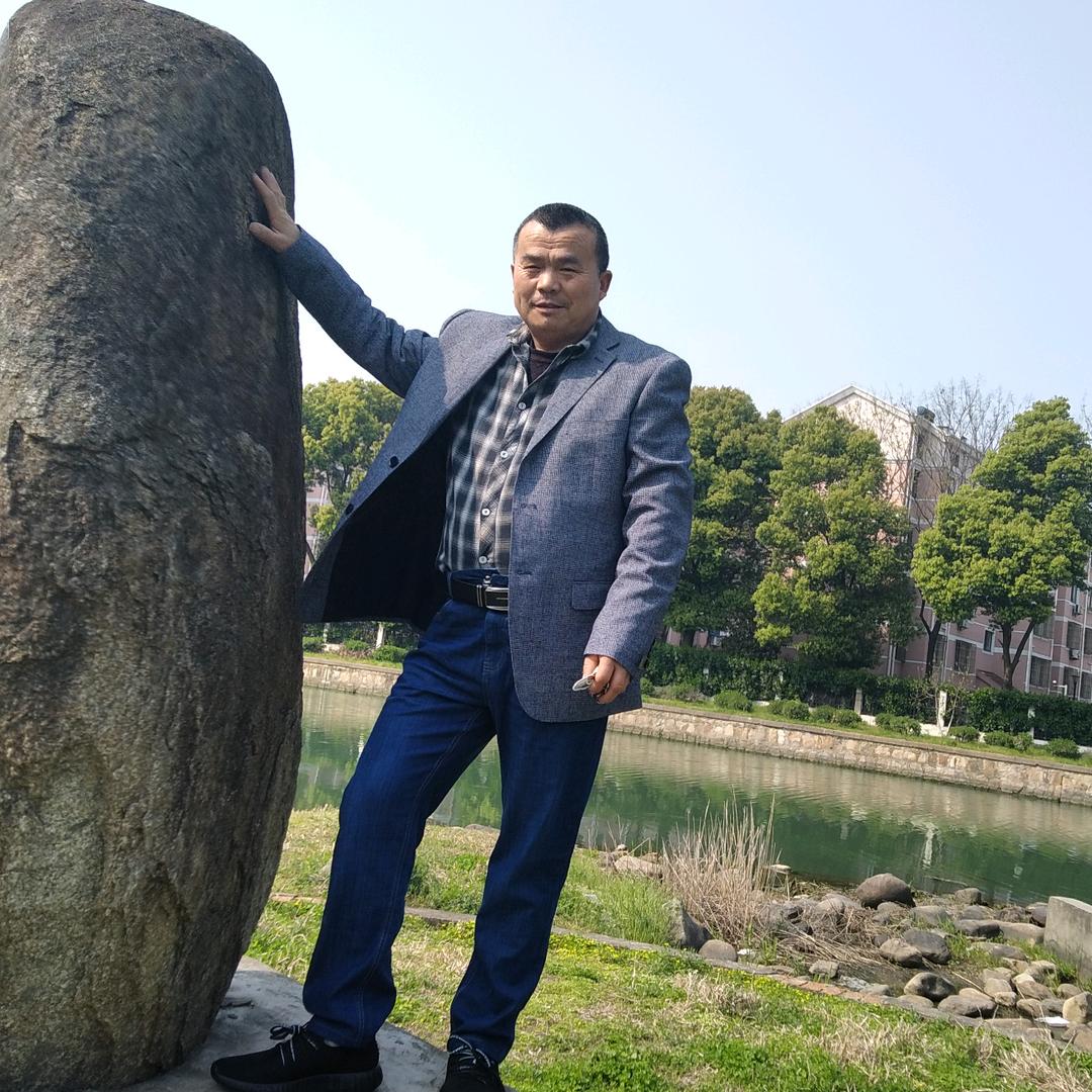 用户910764982282你不来我不老