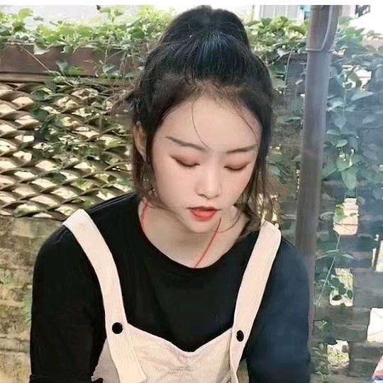 燕子吖（好物在橱窗）
