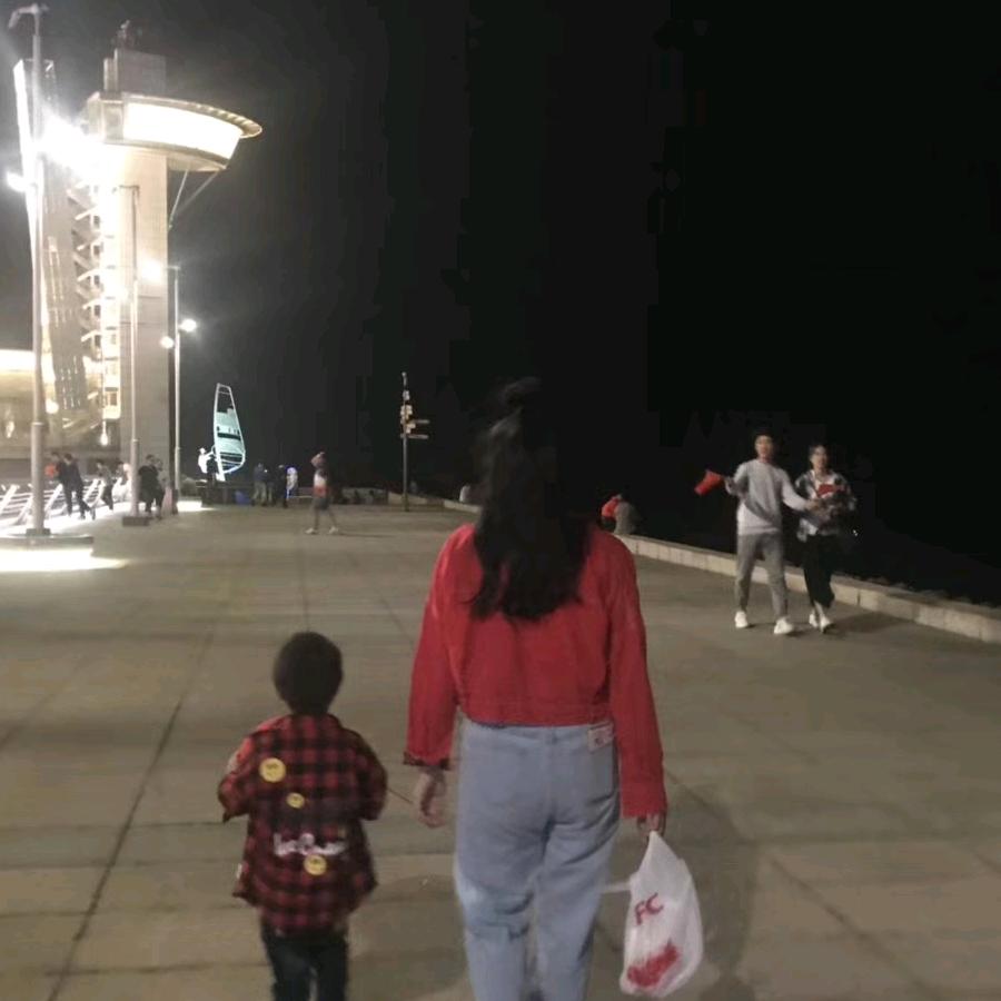 张星镇重庆石锅鱼川菜馆