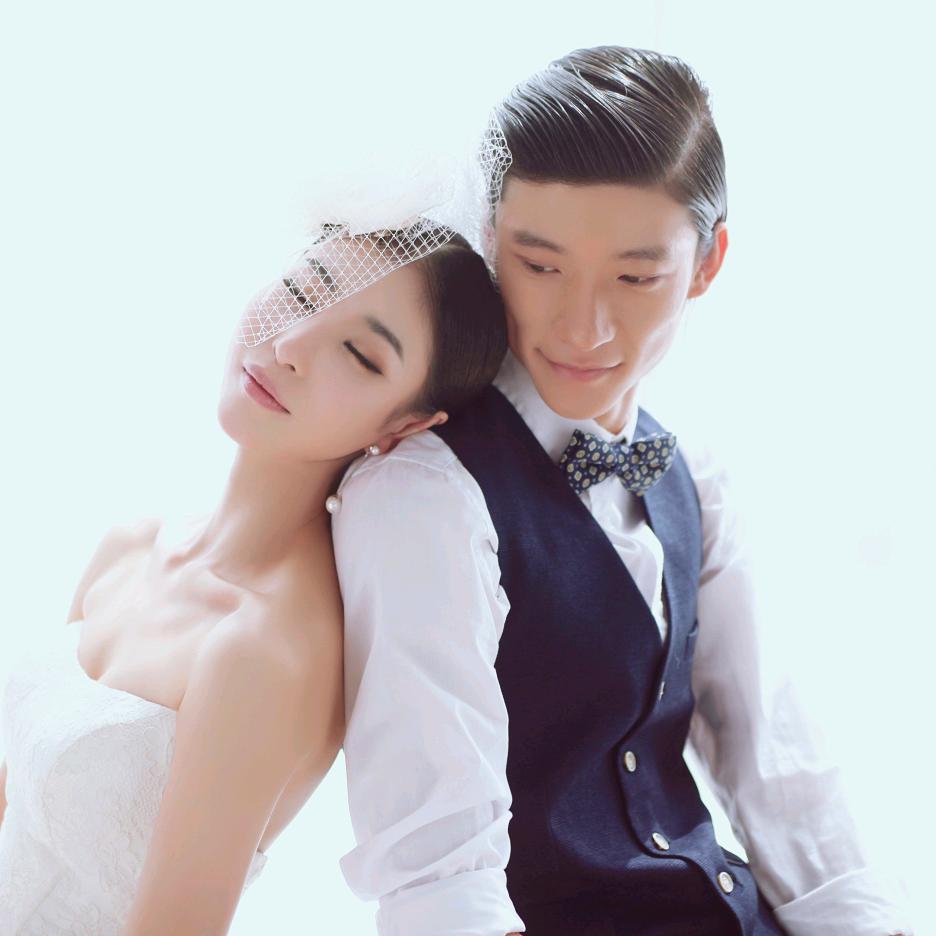 足尖夫妇（王韵焦洋）