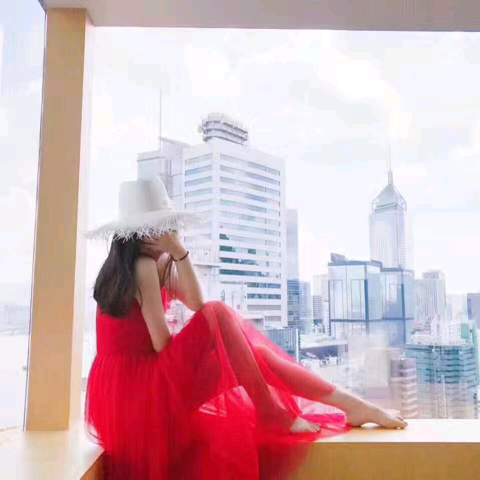 @露露
