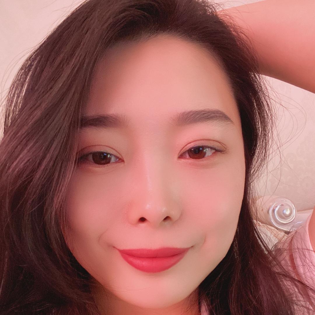 是明明呀
