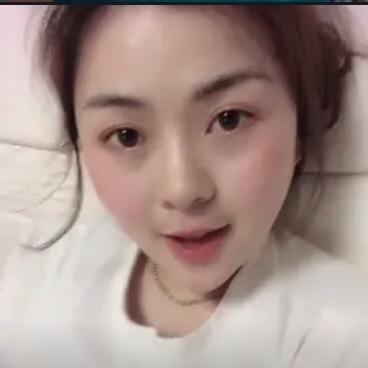 定远一中后巷 佳人女装