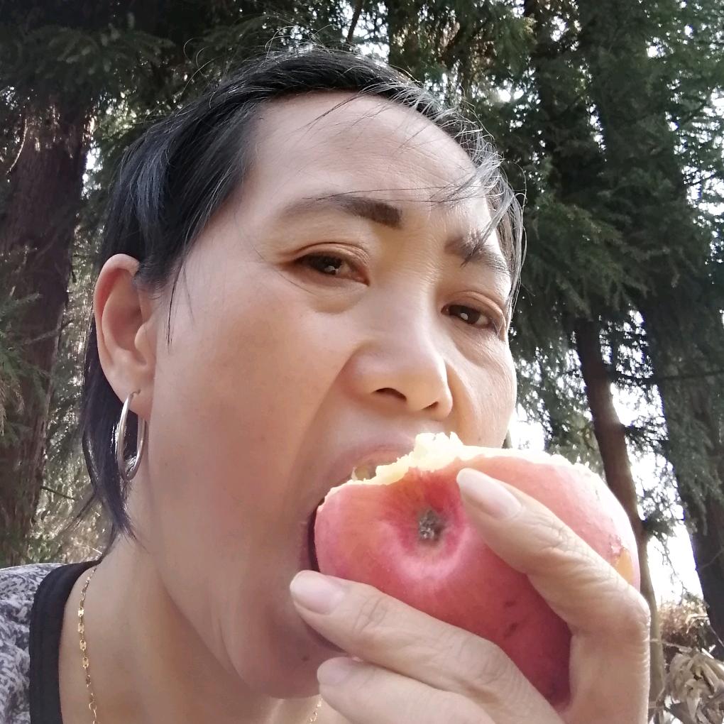 三姐刘，重要有个好心情，