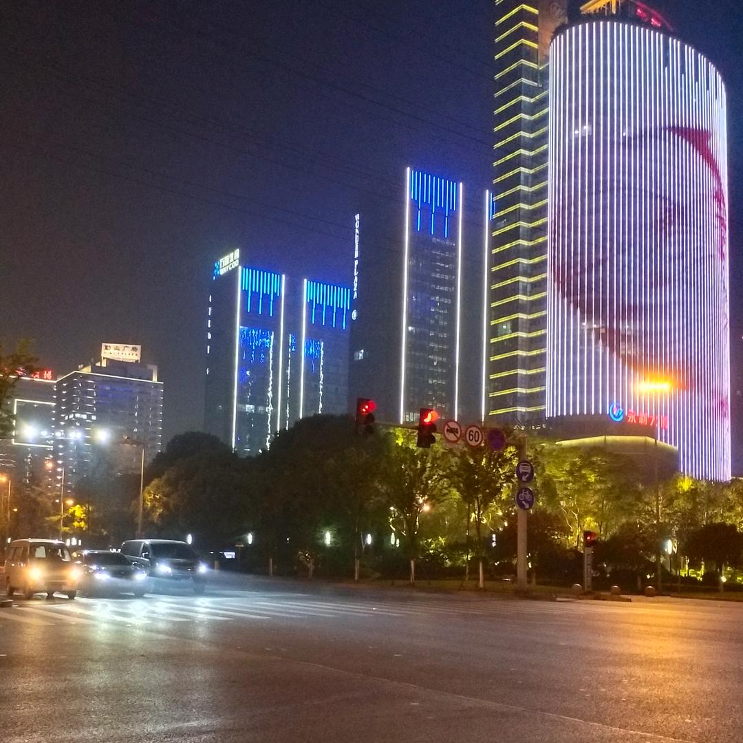 小于织带，回收彩带