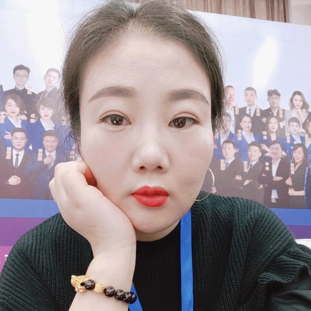 丽人名妆炮车店