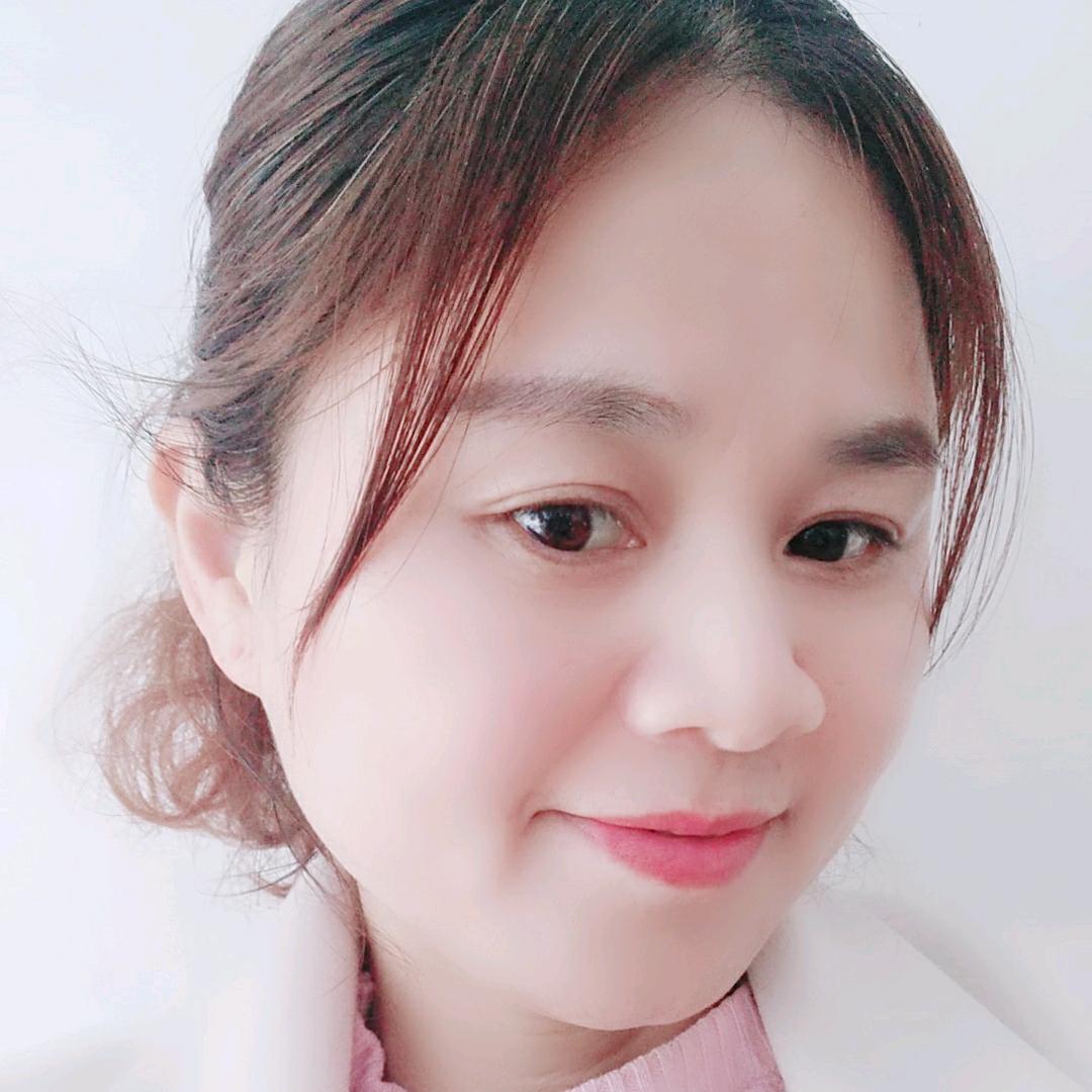 爱笑的英子姐
