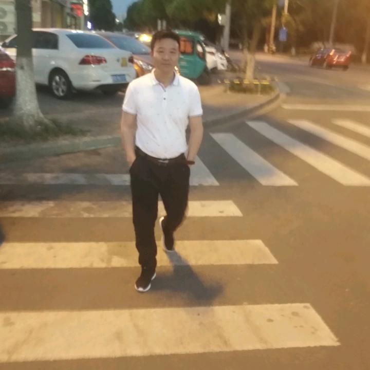 喜喜爱上鬼步舞