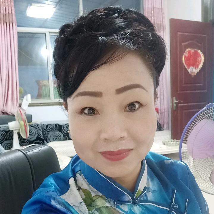 英姐爱唱歌