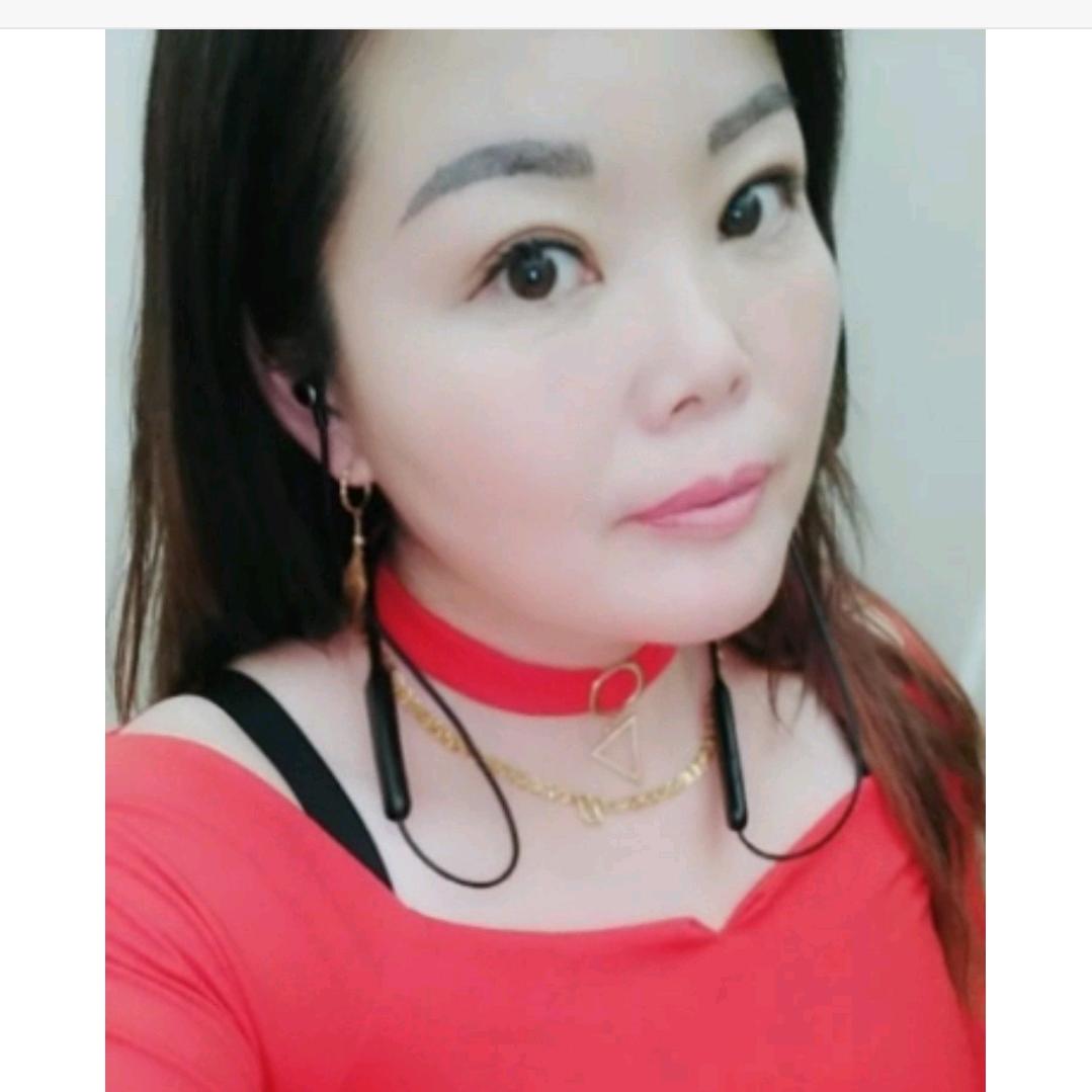 玲姐一个人挺好