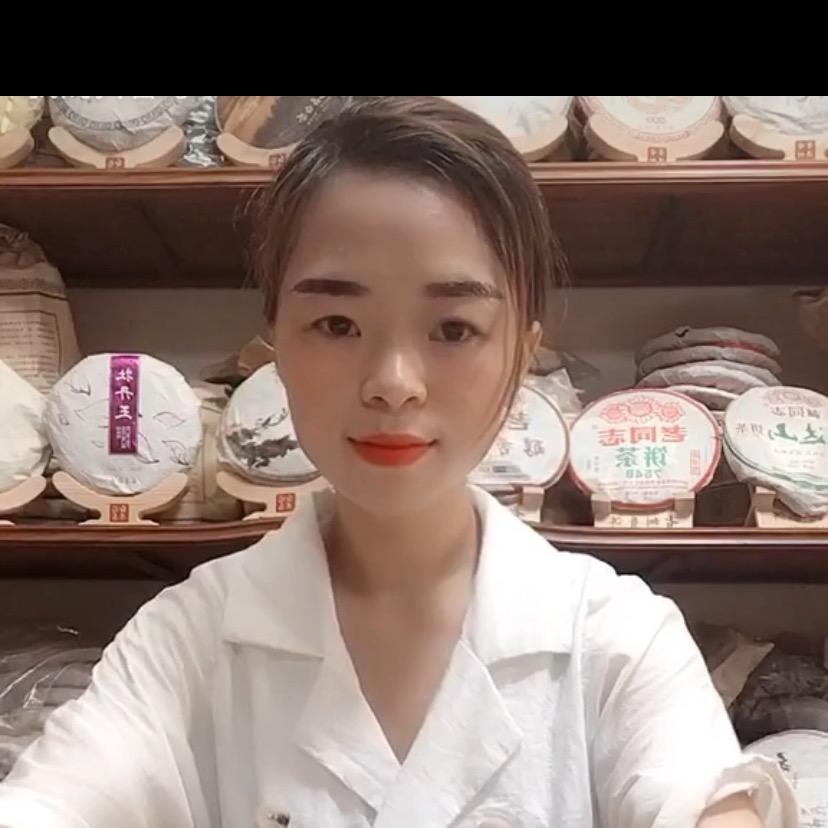 @小小周的茶颜观色