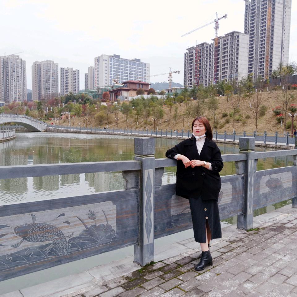 平凡的我一张姐姐