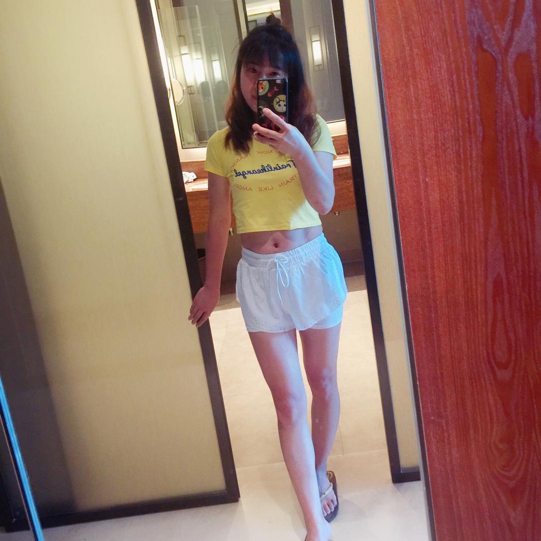 妮