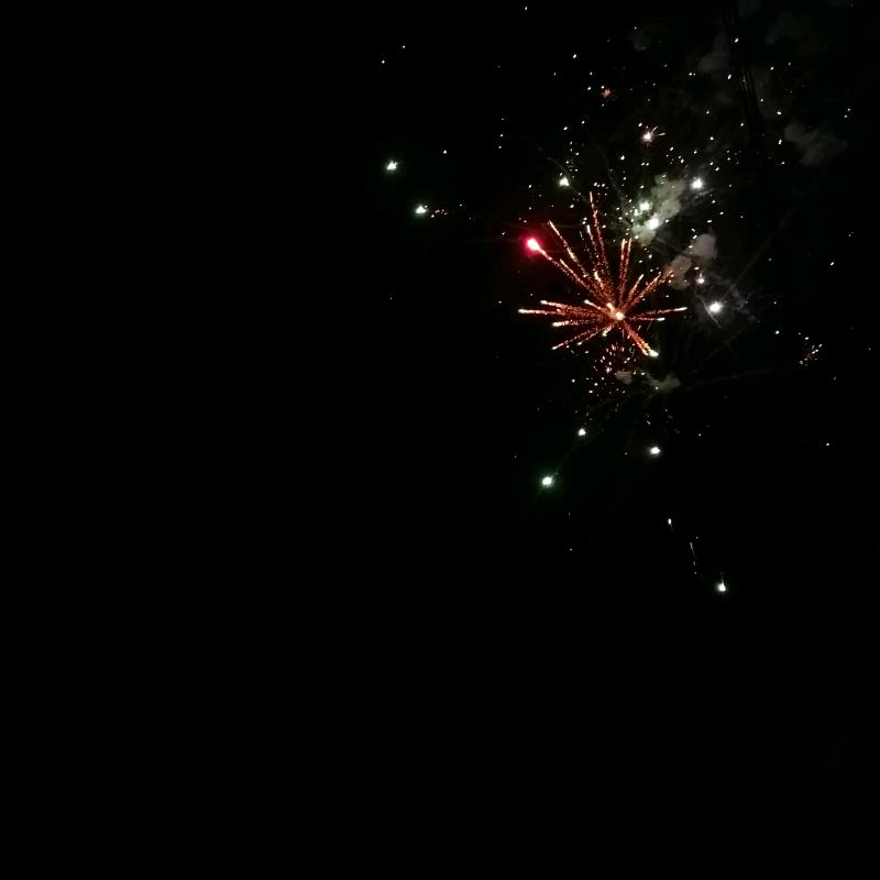 .........