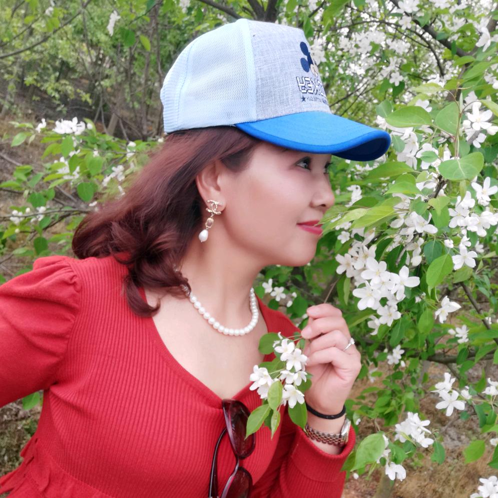 两个猴🌷《68.9.5号的猴》阳光婆婆