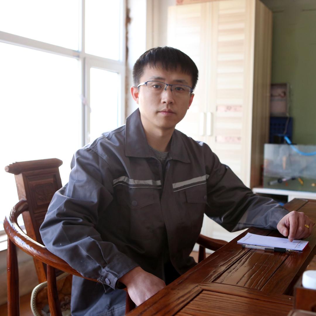 昊宇喷绘小平哥
