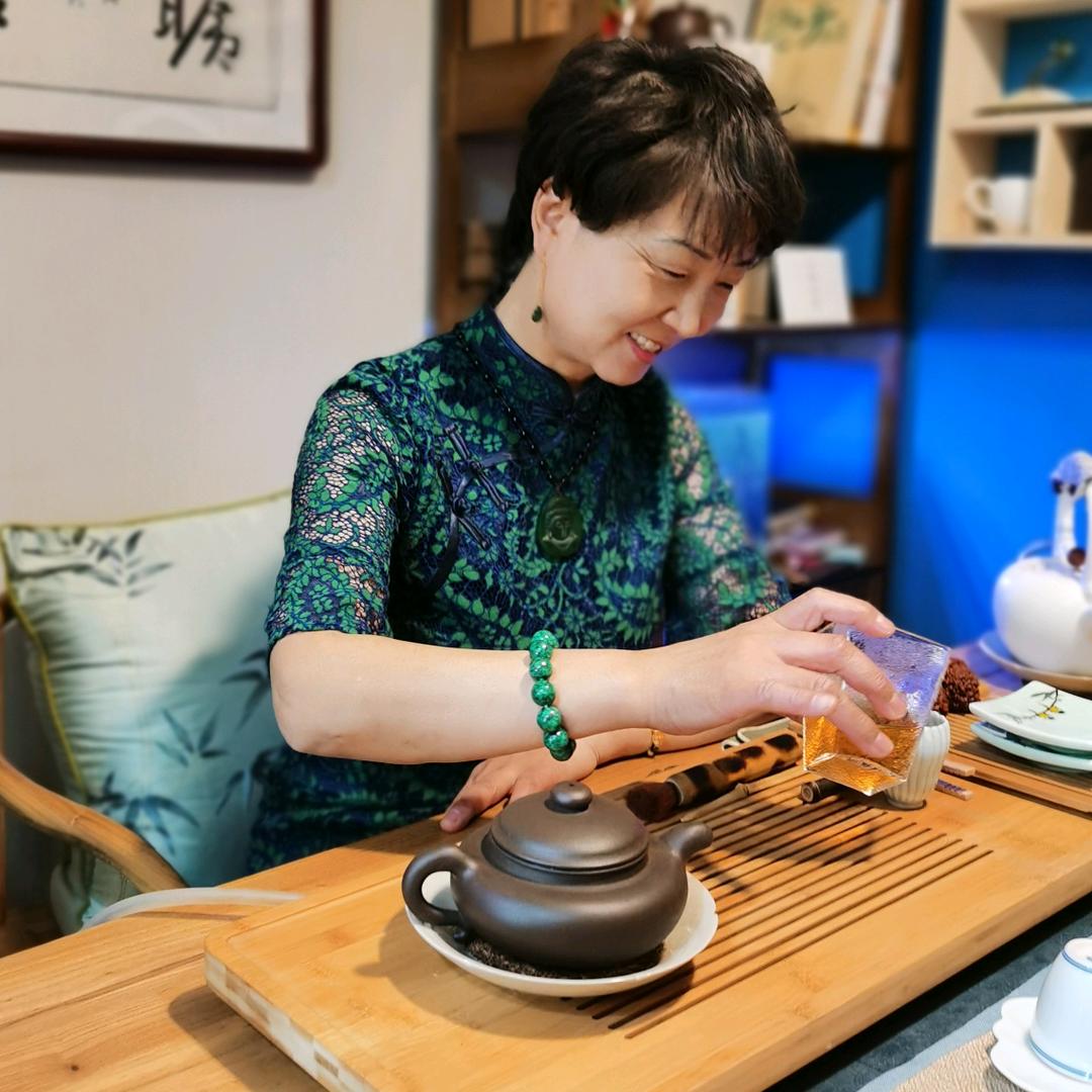 高平市东南保典服饰
