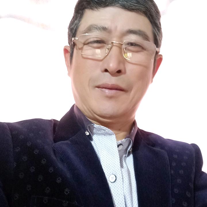炳哥：爱唱歌的大叔