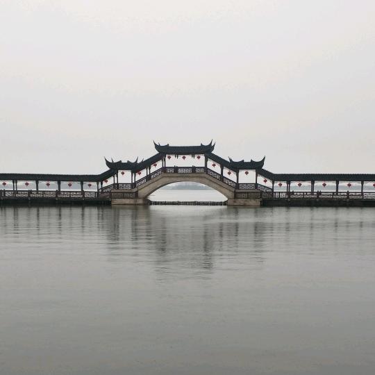 西北 探险者