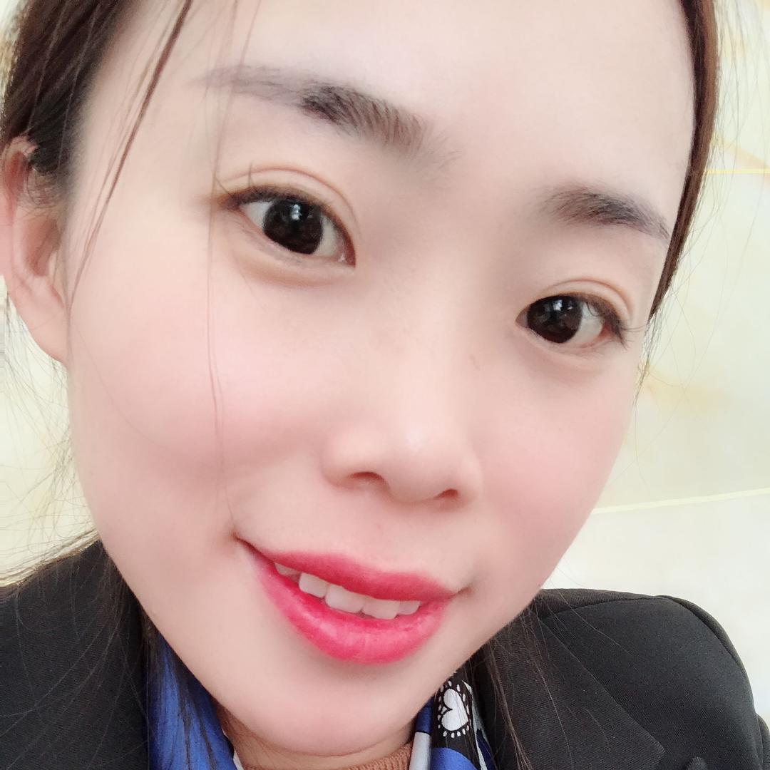 五界村卖缸炉烧饼的美女