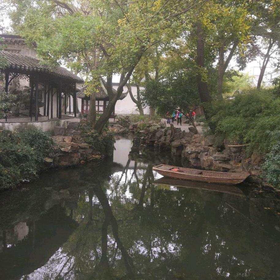 新时代奋斗青年