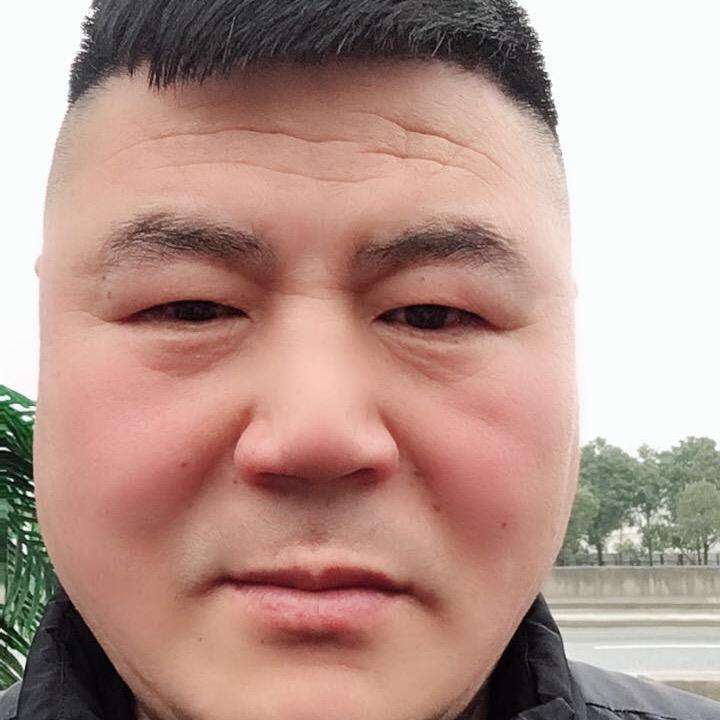 卫华
