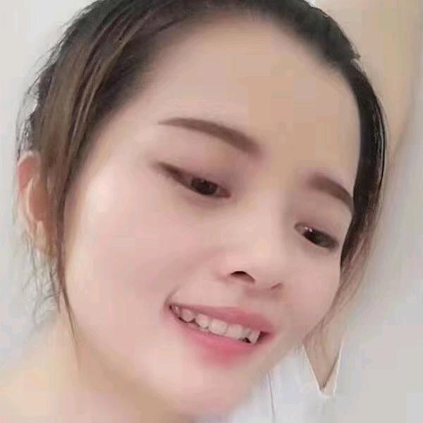 小巧吖头【每晚20:10播】