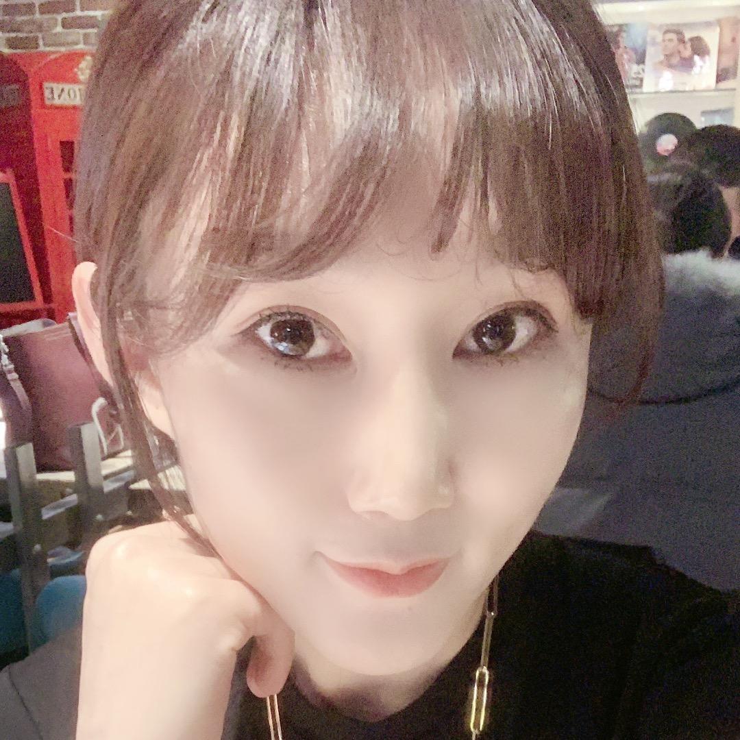 安静家 美甲美睫