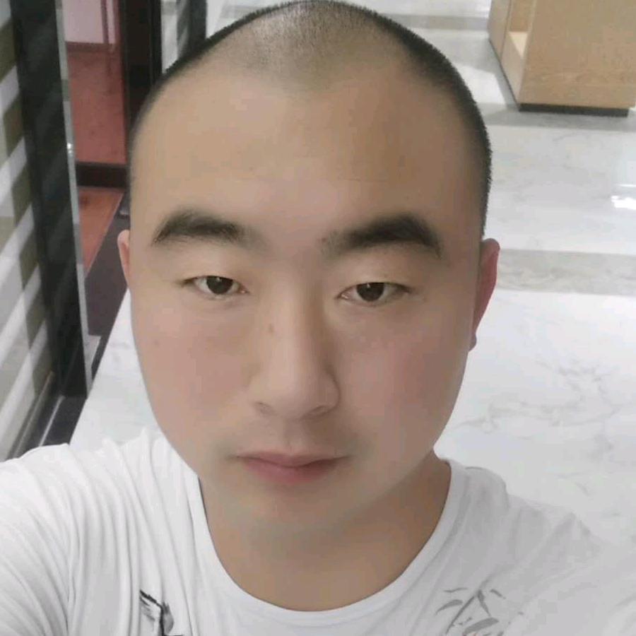 河南新野光头哥