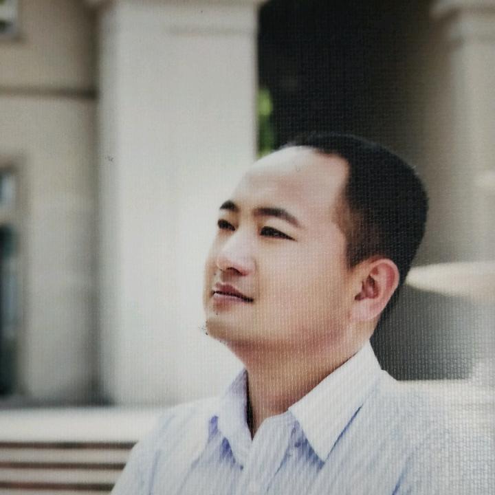 岳鑫-教育指导师